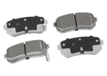 KLOCKI HAMULCOWE TYŁ HYUNDAI i30 2007 2008 2009 2010 2011