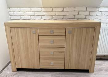 Komoda i 2 szafki w stylu drewnianym