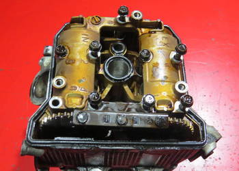 SUZUKI BURGMAN AN400 AN 400 250 AN250 09 głowica zawory ppokrywa