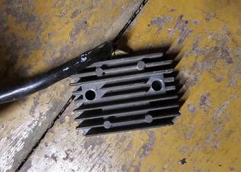 Kawasaki GPZ 500 regulator napięcia GPZ500 er5 en kle kle500