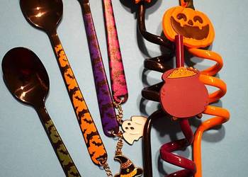 Halloween - 4 metalowe łyżeczki plus gratis słomki