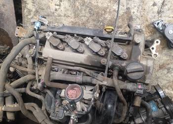 TOYOTA YARIS I 1,0 VVTI silnik motor