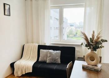 Pokój  | Room | Кімната 12 M2  w Mieszkaniu 44 m² Mokotów Al. Sikorskiego