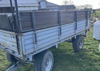 Rozrzutnik dwuosiowy dwutaśmowy [przyczepa]