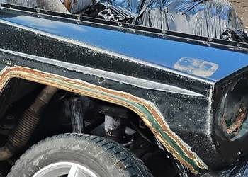 Mercedes G-Klasa W460 Błotnik Przód