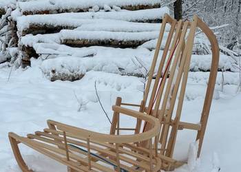 Sanki drewniane z oparciem i sznurkiem NOWE