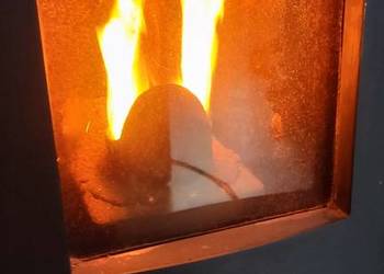 Ferroli salerno 18kw termokominek na pellet