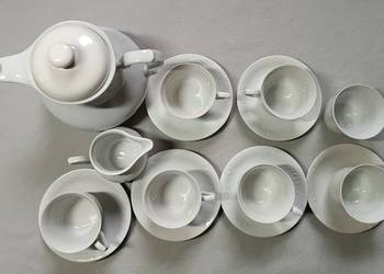 Filiżanki, spodeczki, dzbanek porcelana Karolina