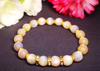 Bransoletka damska z matowych koralików Bransoletka damska z matowych koralików