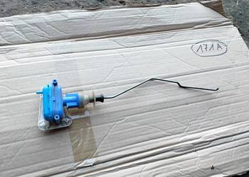 AUDI 80 90 B4 POMPKA ZAMKA DRZWI