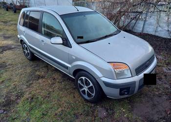 Ford Fusion rok 2008