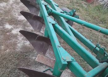 Sprzedam pługi 5 skibowe