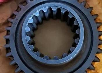 KOŁO ZĘBATE CZWARTEGO BIEGU MASSEY FERGUSON Z-33 180415M1 KOŁO ZĘBATE CZWARTEGO BIEGU MASSEY FERGUSON Z-33 180415M1