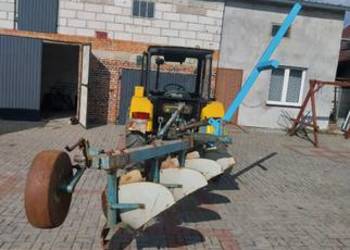 Pług zagonowy z ramieniem hydrauliczym