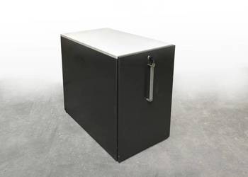 Kontenerek Steelcase z gniazdami 230V