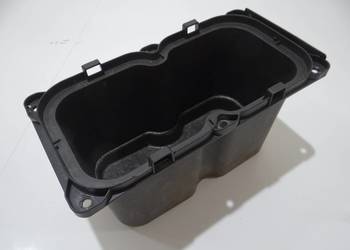 SCHOWEK POJEMNIK BAGAŻNIKA PRAWY BMW F10 7204300