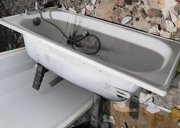 wanna metalowa używana po remoncie bateria kran i słuchawka w miarę nowa mo