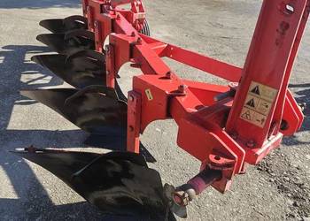 Pług zagonowy 5 skibowy , pług unia tur 40