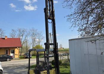 Wozek widlowy elektryczny jungheinrich triplex