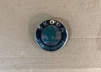 1U0853621 znaczek emblemat Skoda octavia 2 II volkswagen