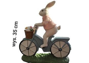 Zając Wielkanocny na rowerze