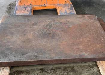 Płyta stalowa o wymiarach 600x400mm.