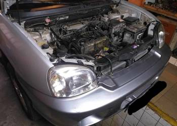 Hyundai Santa Fe maska zderzak lampa błotnik drzwi amortyzatory i inne Hyundai Santa Fe maska zderzak lampa błotnik drzwi amortyzatory i inne