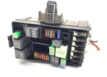 SKRZYNKA BEZPIECZNIKÓW SKODA OCTAVIA III Hatchback 1.6 110KM MODUŁ