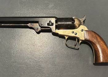 Rewolwer Czarnoprochowy Colt pocket 31