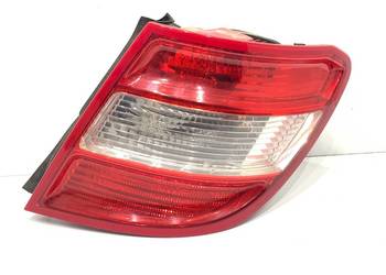 LAMPA PRAWY TYŁ MERCEDES S204 2048203664 Kombi 07-14 ŚWIATŁO