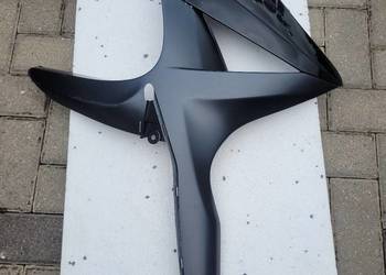 Suzuki GSXR GSX-R 600 750 k8 k9 owiewka lewa osłona bok plastik
