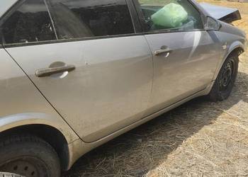 Nissan Primera p12