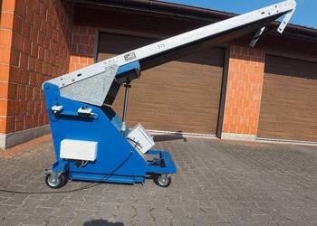 Taśmociag  podajnik taśmowy stół przebierczy podnoszony hydraulicznie 2.6m