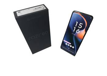 Smartfon MOTOROLA Razr 60 8/256GB