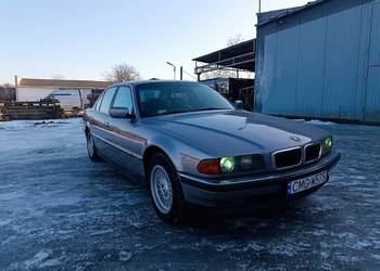 BMW seria 7 e38 3.0 V8