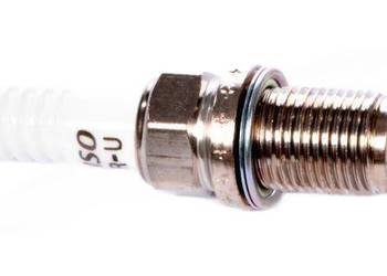 TOYOTA Yaris Corolla Land Cruiser 4Runner Swieca zaplonowa 90919-01176 OE