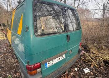 Drzwi tylne T4 skrzydła motyl