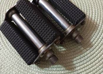 Zabytkowe pedały firmy ROMET motorowerów lub rowerów z lat 1960/70 tych .