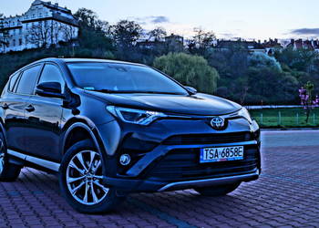Toyota RAV4 2016 polift D-4D