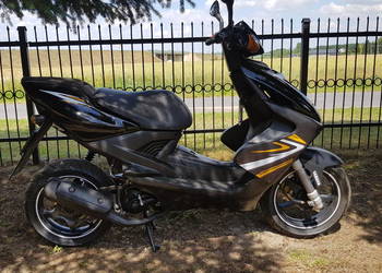 YAMAHA AEROX 50 2T MBK NITRO 2010 oryginalny lakier bezwypadkowy