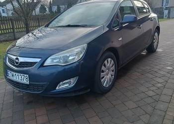 Opel Astra J