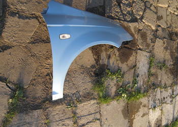 Błotnik przedni prawy Hyundai Getz lift 05-11 błękitny 2B