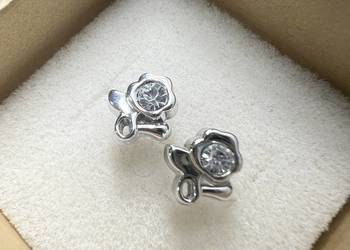 Kolczyk - srebrny kwiatek / kwiat