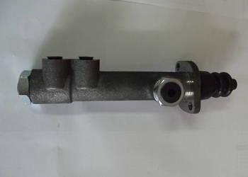 Pompa hamulcowa długa URSUS C 360/C 385.