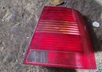 Vw Bora sedan lampa tył prawa