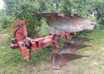 Pług 3 obrotowy Krone Mustang 120/3