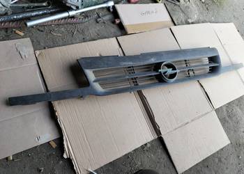 OPEL ASTRA F  ATRAPA ATRAPKA  ZDERZKA GRILL