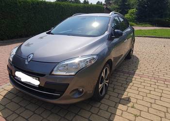 Renault Megane III kombi Bose 1.9 dCi | Hak, 2 kluczyki, zimówki,nawigacja