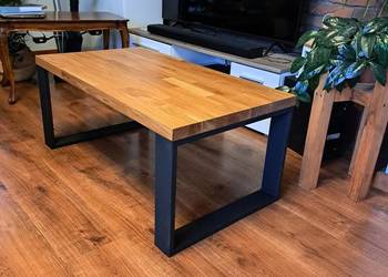 Dębowy stolik kawowy