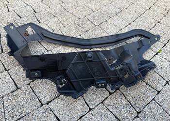 BMW Uchwyt osłony końc.wydechu dolny lewy (M) o nr. 51128089901